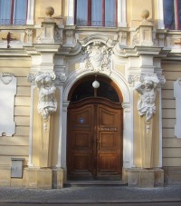 Olomouc-Biskupské náměstí-Arcibiskupská konzistoř-vstupní portál-Foto:Ulrych Mir.