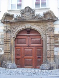 Olomouc-Křížkovského ulice č.2,Kanovnická rezidence-portál-Foto:Ulrych Mir.