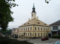 Žámberk-Masarykovo náměstí-klasicistní radnice z r. 1815-Foto:Ulrych Mir.