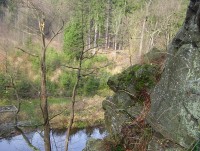 Skála Malý Rabštýn-líheň pod skálou-Foto:Ulrych Mir.