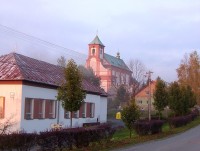 Jívová-barokní kostel sv.Bartoloměje a Kulturní dům-Foto:Ulrych Mir.