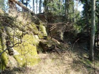 Bilčice-skály se zbytky hradu Šternek-Foto:Ulrych Mir.