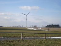 Větrná elektrárna u silnice do Staré Libavé od Cesty porozumnění-Foto:Ulrych Mir.