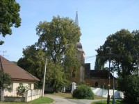 Kovanice-kostel sv. Václava sousedící se zámkem-Foto:Ulrych Mir.