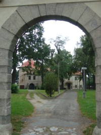 Nové Dvory u Kutné Hory-bývalý dominikánský klášter z brány-Foto:Ulrych Mir.