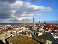 Olomouc z věže chrámu sv.Mořice-Jezuitská kolej-chrám P.M.Sněžné-katedrála Sv.Václava-Nízký Jeseník- Sv. Kopeček a Jedová(633m)-Foto:Ulrych Mir.