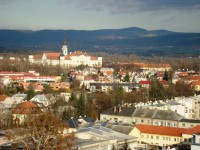 Olomouc z věže chrámu sv.Mořice-Klášterní Hradisko-Nízký Jeseník s Jedovou(633m)-Foto:Ulrych Mir.