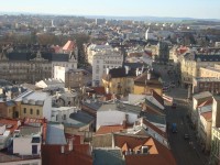 Olomouc z věže chrámu sv.Mořice-ul. 8.května-nám. Národních hrdinů-Palackého ul.-Nová Ulice a Neředín-Foto:Ulrych Mir.