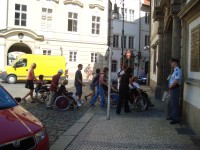 Praha-Valdštejnské náměstí-vstupní portál-jdeme na prohlídku-Foto:Ulrych Mir.