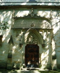 Poděbrady-Havířský kostel Nanebevzetí P.Marie z let 1516-1896-vstupní portál-Foto:Ulrych Mir.