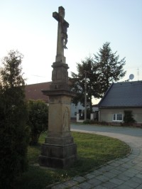 Velký Újezd-kamenný kříž u mýta z r.1869-Foto:Ulrych Mir.