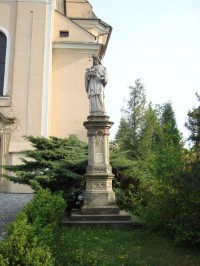 Velký Újezd-socha sv.J. Nepomuckého před kostelem z r.1887-Foto:Ulrych Mir.
