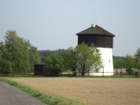 Lazníčky-bývalý větrný mlýn Na Pančavě z r.1865-Foto:Ulrych Mir.