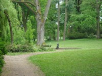 Žamberk-zámecký park s kruhovým bazénem se soškou-Foto:Ulrych Mir.