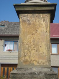 Rokytnice-morový sloup se sochou sv. Františka Xaverského z r. 1715-detail-Foto:Ulrych Mir.