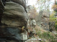 Freudenštejn-hradní skála se zbytkem zdiva-Foto:Ulrych Mir.