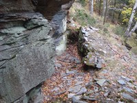 Freudenštejn-hradní skála se zbytkem zdiva-Foto:Ulrych Mir.