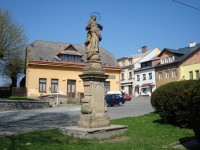 Budišov nad Budišovkou-Halaškovo náměstí-barokní socha Panny Marie z r.1795-Foto:Ulrych Mir.