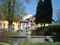 Budišov nad Budišovkou-Halaškovo náměstí-kašna a barokní socha Panny Marie z r.1795-Foto:Ulrych Mir.