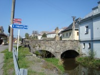 Budišov nad Budišovkou-barokní kamenný most z r.1773 a socha sv.Jana Nepomuckého z r.1725-Foto:Ulrych Mir.