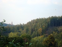 Bouzov-Blažov a hrad Bouzov s balónem-Foto:Ulrych Mir.