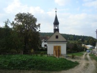 Bouzov-Kadeřín-kaple z r. 1858-Foto:Ulrych Mir.