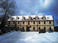 Bouzov-Kozov-zámeček-hotel Valáškův grunt z r.1836-Foto:Ulrych Mir.