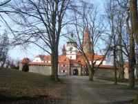 Bouzov-hrad z  parku-Foto:Ulrych Mir.