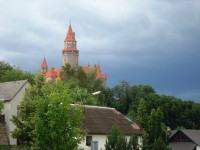 Bouzov-hrad od pensionu-Foto:Ulrych Mir.