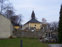 Bouzov-hřbitov s kostelem sv.Maří Magdalény-Foto:Ulrych Mir. 