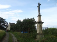 Měník-kamenný kříž z r.1857 u staré cesty na Třesín a Mladeč-Foto:Ulrych Mir.