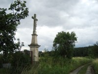 Měník-kamenný kříž z r.1857 u staré cesty na Třesín a Mladeč-Foto:Ulrych Mir.