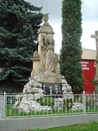 Hradečná-pomník padlým v I.světové válce-Foto:Ulrych Mir.