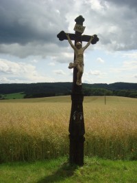Střemeníčko-kříž ve směru na Slavětín-Foto:Ulrych Mir. 