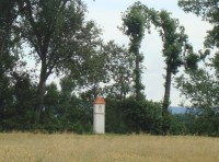 Náklo-Boží muka u silnice na Příkazy-Foto:Ulrych Mir.