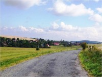 Hraničné Petrovice-celkový pohled ze silnice od Jívové-Foto:Ulrych Mir.