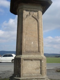 Bělkovice-kříž z r.1901 u staré silnice do Bohuňovic-detail-Foto:Ulrych Mir.