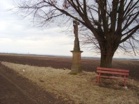 Čehovice-kamenný kříž na původním místě umístění obce-Foto-Ulrych Mir.