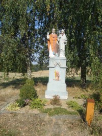 Lhota-sousoší sv.Cyrila a Metoděje na křižovatce k Týnu nad Bečvou-Foto:Ulrych Mir.