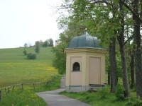 Králíky-kapličky na křížové cestě na Horu Matky Boží-Foto:Ulrych Mir.