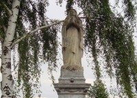 Lutín-socha Panny Marie z r.1893 u křižovatky na Luběnice-detail-Foto:Ulrych Mir.