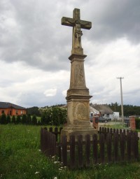 Lišnice-Vyšehorky-kamenný kříž