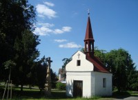 Červená Lhota-kaple se zvonicí z pol. 19.stol.-Foto:Ulrych Mir.