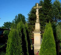 Haňovice-Kluzov-kamenný kříž-Foto:Ulrych Mir.