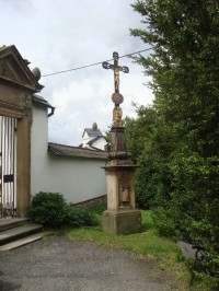 Měrotín-kříž u brány v ohradní zdí kostela sv.Martina-Foto:Ulrych Mir.