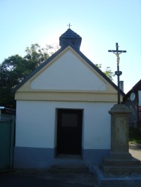 Litovel-Nová Ves-kaple Korunované P.Marie a litinový kříž-Foto:Ulrych Mir.