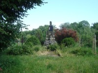 Bílá Lhota-Pateřín-pomník obětem obou světových válek-Foto:Ulrych Mir.