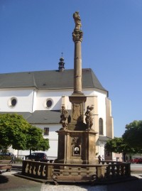 Svitavy-Mariánský sloup se sousoším z r.1703 na náměstí Míru-Foto:Ulrych Mir.