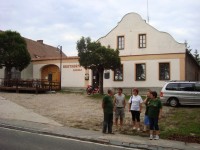 Sezemice-pozdbě barokní domy na náměstí-Foto:Ulrych Mir.