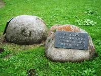 Špindlerův Mlýn-hřbitov-pamětní desky na kameni-Foto:Ulrych Mir.